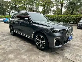 BMW X7 2020 xDrive40i Premium Class M Sports suit exterior photo 3 BMW X7 2020 xDrive40i Premium Class M Sports suit exterior photo 3