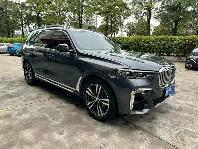 BMW X7 2020 xDrive40i Premium Class M Sports suit exterior photo 3 BMW X7 2020 xDrive40i Premium Class M Sports suit exterior photo 3