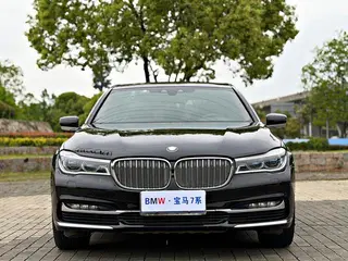 BMW 7 Series 2018 740Li xDrive Premium Class Excellence Set exterior photo 2