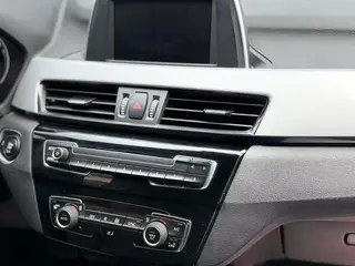 BMW X1 2019 sDrive20Li Leading Type interior photo 14