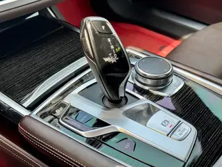 BMW 7 Series 2018 740Li Leading Type M Sports suit interior photo 15
