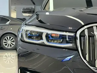 BMW 7 Series 2019 Restyling 740Li xDrive Administrative Luxury Set exterior photo 4