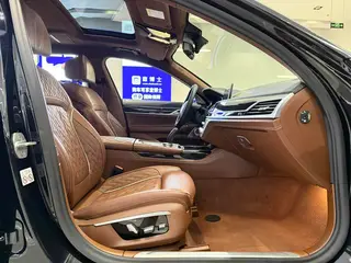 BMW 7 Series 2019 Restyling 740Li xDrive Administrative Luxury Set exterior photo 8