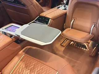 BMW 7 Series 2019 Restyling 740Li xDrive Administrative Luxury Set interior photo 11