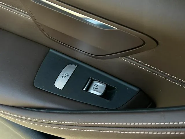 BMW 5 Series 2019 Mise à jour 530Li Type de luxe Ensemble de luxe intérieur photo 12