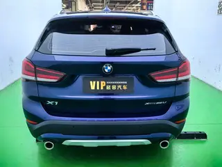 BMW X1 2020 xDrive25Li Premium Class exterior photo 5