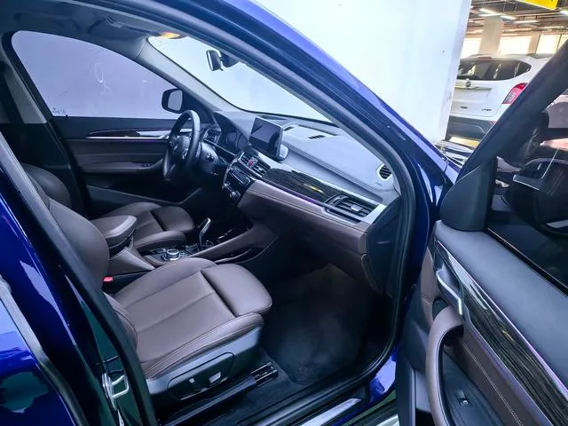 BMW X1 2020 xDrive25Li Premium Class exterior photo 8