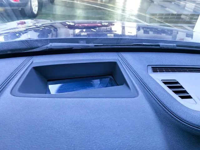 BMW X1 2020 xDrive25Li Premium Class interior photo 19