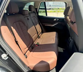 BMW X5 2021 xDrive40i M Sports suit interior photo 11