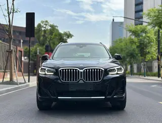 BMW X3 2022 Restyling xDrive25i M Sports suit exterior photo 2