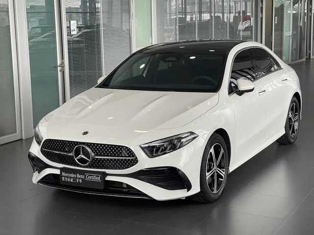 Mercedes-Benz A-Class 2025 A 200 L Version mode extérieur photo 1 Mercedes-Benz A-Class 2025 A 200 L Version mode extérieur photo 1