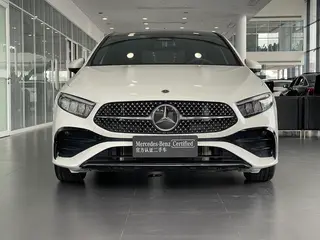 Mercedes-Benz A-Class 2025 A 200 L Version mode extérieur photo 2 Mercedes-Benz A-Class 2025 A 200 L Version mode extérieur photo 2