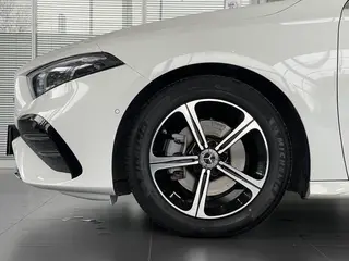 Mercedes-Benz A-Class 2025 A 200 L Version mode extérieur photo 8 Mercedes-Benz A-Class 2025 A 200 L Version mode extérieur photo 8