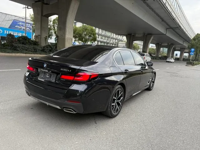 BMW 5 Series 2021 530Li Premium Class M Sports suit exterior photo 6
