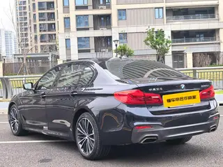 BMW 5 Series 2019 Restyling 530Li Leading Type M Sports suit exterior photo 6