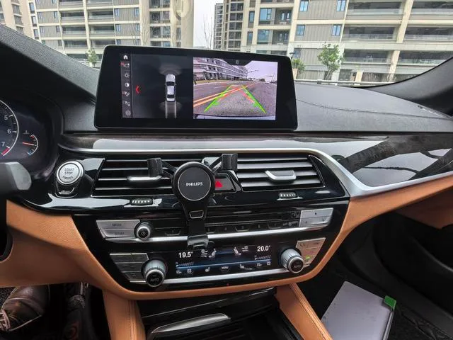 BMW 5 Series 2019 Restyling 530Li Leading Type M Sports suit interior photo 20