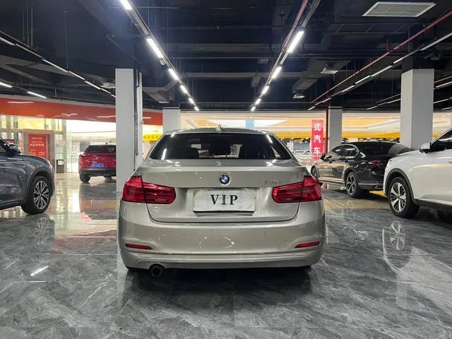 BMW 3 Series 2016 316i Fashionable exterior photo 5