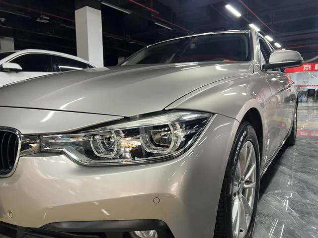 BMW 3 Series 2016 316i Fashionable exterior photo 8