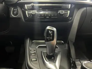 BMW 3 Series 2016 316i Fashionable interior photo 14
