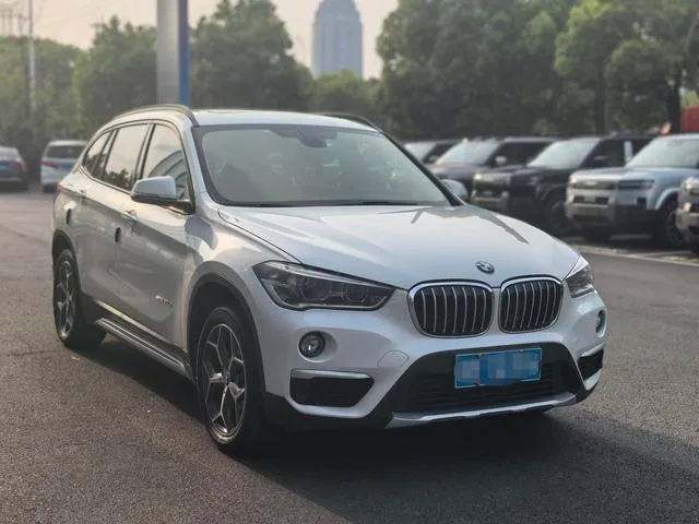 BMW X1 2018 sDrive20Li Leader extérieur photo 3 BMW X1 2018 sDrive20Li Leader extérieur photo 3
