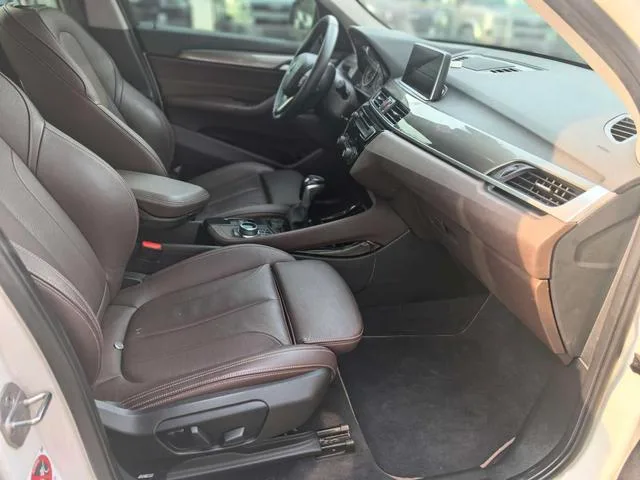 BMW X1 2018 sDrive20Li Leader extérieur photo 5 BMW X1 2018 sDrive20Li Leader extérieur photo 5
