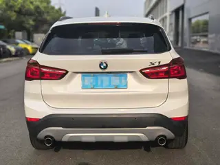 BMW X1 2018 sDrive20Li Leader intérieur photo 15 BMW X1 2018 sDrive20Li Leader intérieur photo 15