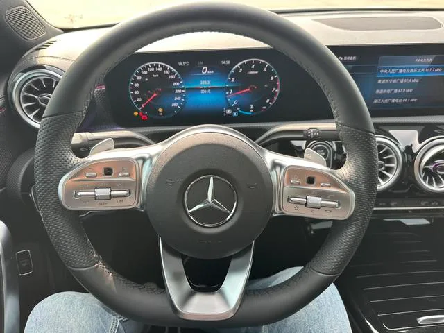 Mercedes-Benz A-Class 2022 Restyling A 200 L Sport Sedan Fashion Edition exterior photo 7 Mercedes-Benz A-Class 2022 Restyling A 200 L Sport Sedan Fashion Edition exterior photo 7