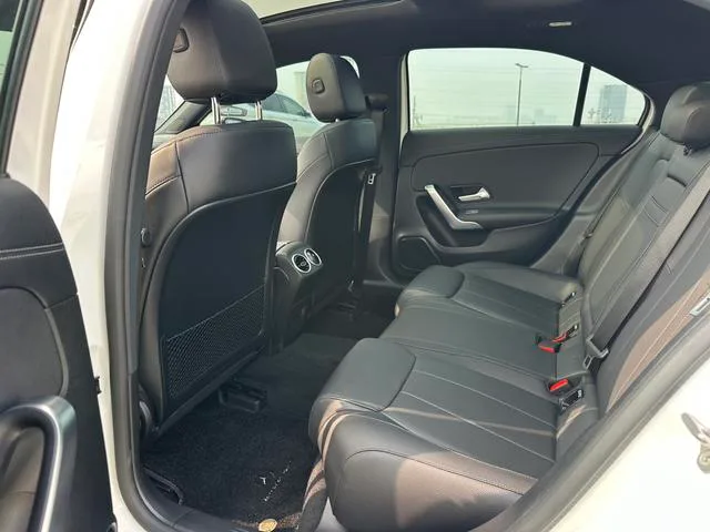 Mercedes-Benz A-Class 2022 Restyling A 200 L Sport Sedan Fashion Edition interior photo 11 Mercedes-Benz A-Class 2022 Restyling A 200 L Sport Sedan Fashion Edition interior photo 11