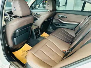 BMW 3 Series 2021 325Li M Sports suit interior photo 15