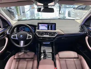 BMW X3 2022 xDrive30i Leader M Ensemble de nuit Yao intérieur photo 14