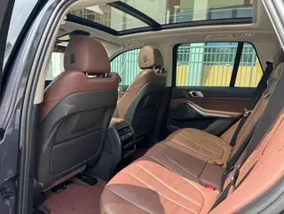 BMW X5 2020 xDrive30i X Design Suit interior photo 8
