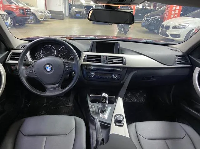 BMW 3 Series 2015 320Li Fashionable interior photo 8 BMW 3 Series 2015 320Li Fashionable interior photo 8
