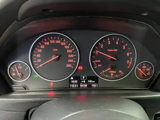 BMW 3 Series 2015 320Li Fashionable interior photo 10 BMW 3 Series 2015 320Li Fashionable interior photo 10