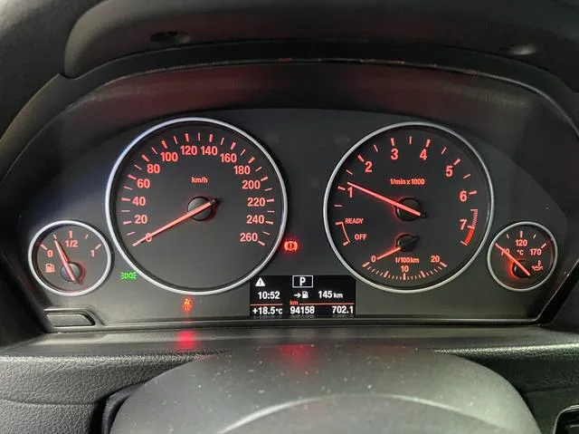 BMW 3 Series 2015 320Li Fashionable interior photo 10 BMW 3 Series 2015 320Li Fashionable interior photo 10