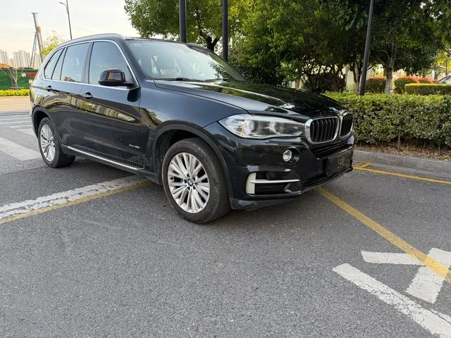 BMW X5 2014 xDrive35i Luxury type exterior photo 3