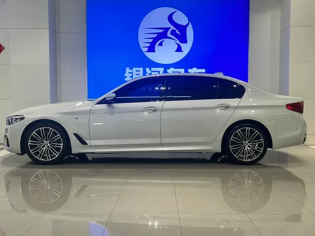 BMW 5 Series 2018 530Li Leading Type M Sports suit exterior photo 4 BMW 5 Series 2018 530Li Leading Type M Sports suit exterior photo 4
