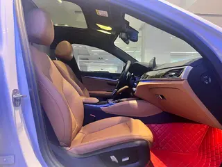 BMW 5 Series 2018 530Li Leading Type M Sports suit interior photo 9 BMW 5 Series 2018 530Li Leading Type M Sports suit interior photo 9