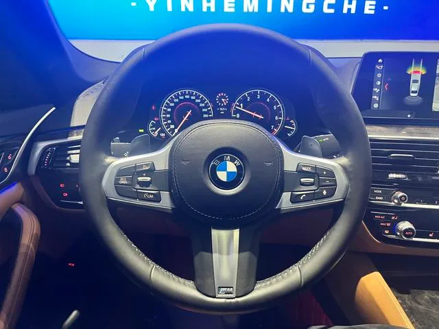 BMW 5 Series 2018 530Li Leading Type M Sports suit interior photo 12 BMW 5 Series 2018 530Li Leading Type M Sports suit interior photo 12
