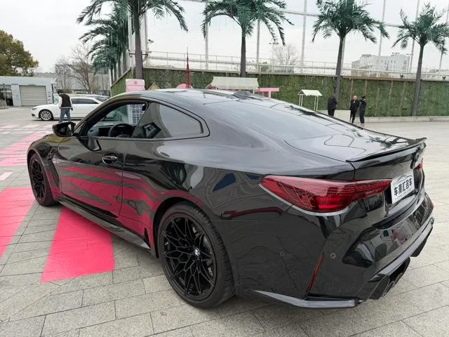 BMW M4 2024 M4 Coupe Thunder Edition interior photo 15 BMW M4 2024 M4 Coupe Thunder Edition interior photo 15