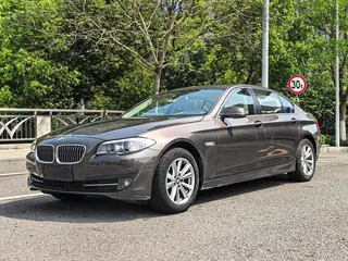 BMW 5 Series 2013 525Li Leading Type exterior photo 1