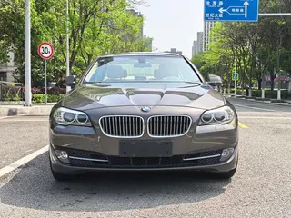 BMW 5 Series 2013 525Li Leading Type exterior photo 2