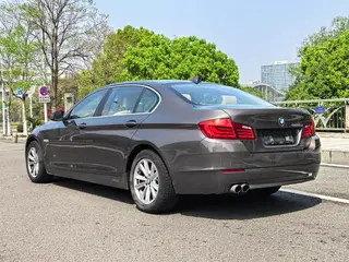 BMW 5 Series 2013 525Li Leading Type interior photo 12
