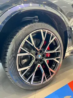 BMW X5 M 2023 X5 M Versión Thunder exterior foto 4 BMW X5 M 2023 X5 M Versión Thunder exterior foto 4