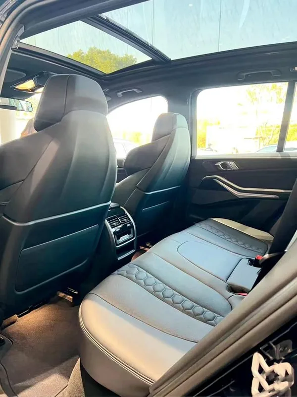 BMW X5 M 2023 X5 M Versión Thunder interior foto 7 BMW X5 M 2023 X5 M Versión Thunder interior foto 7