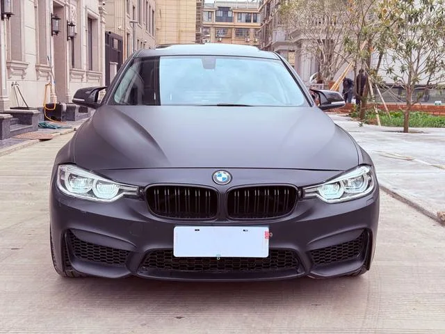 BMW 3 Series 2018 320Li Fashionable exterior photo 2
