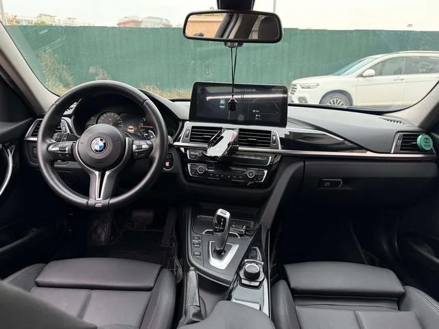 BMW 3 Series 2018 320Li Fashionable exterior photo 5