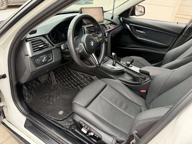 BMW 3 Series 2018 320Li Fashionable interior photo 8