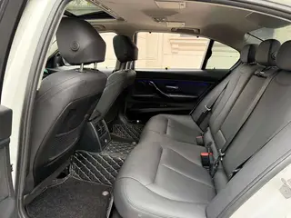 BMW 3 Series 2018 320Li Fashionable interior photo 9