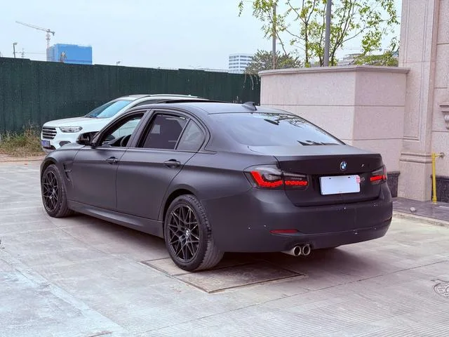 BMW 3 Series 2018 320Li Fashionable interior photo 12