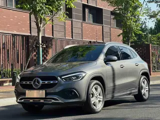 Mercedes-Benz GLA 2022 Second change GLA 200 exterior photo 1 Mercedes-Benz GLA 2022 Second change GLA 200 exterior photo 1